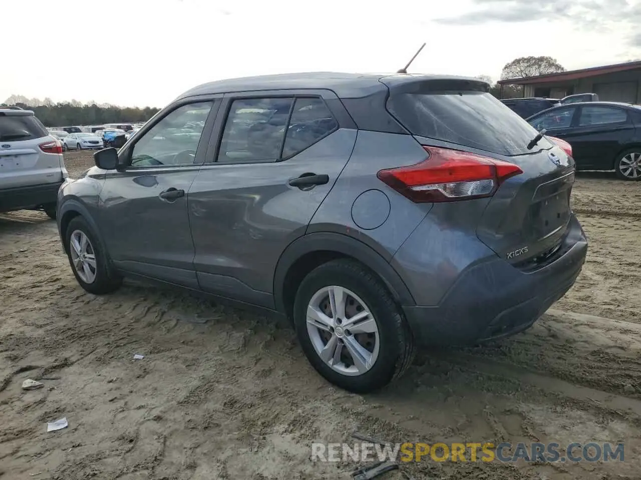 2 Photograph of a damaged car 3N1CP5CU0KL558511 NISSAN KICKS 2019