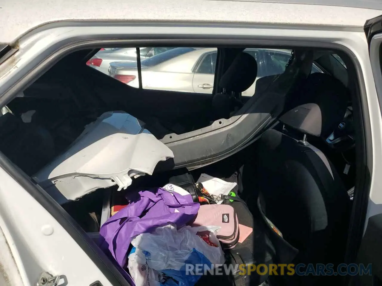11 Photograph of a damaged car 3N1CP5CU1KL481745 NISSAN KICKS 2019
