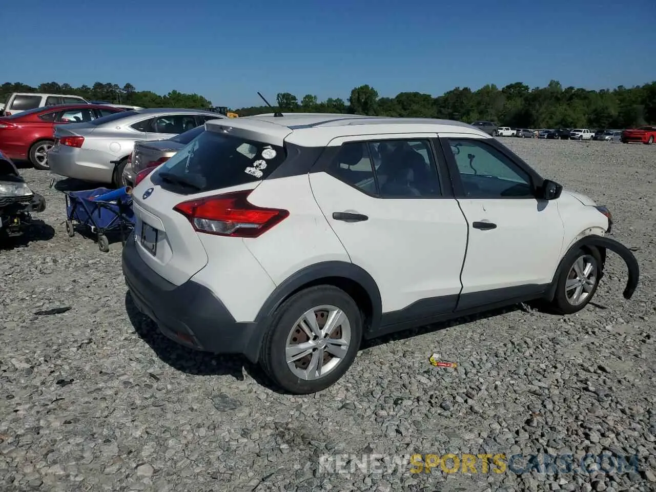 3 Photograph of a damaged car 3N1CP5CU1KL481745 NISSAN KICKS 2019