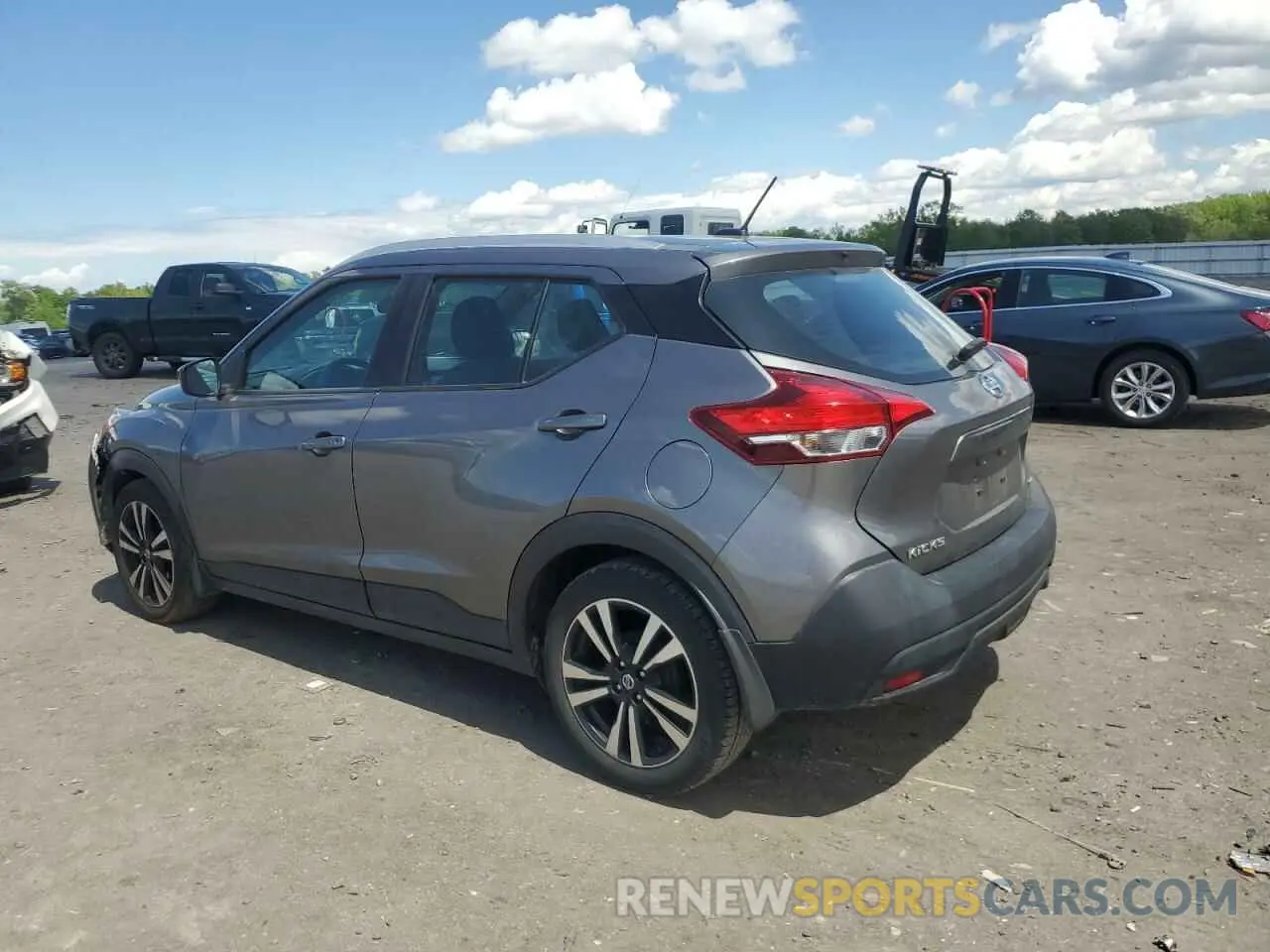 2 Photograph of a damaged car 3N1CP5CU1KL492776 NISSAN KICKS 2019