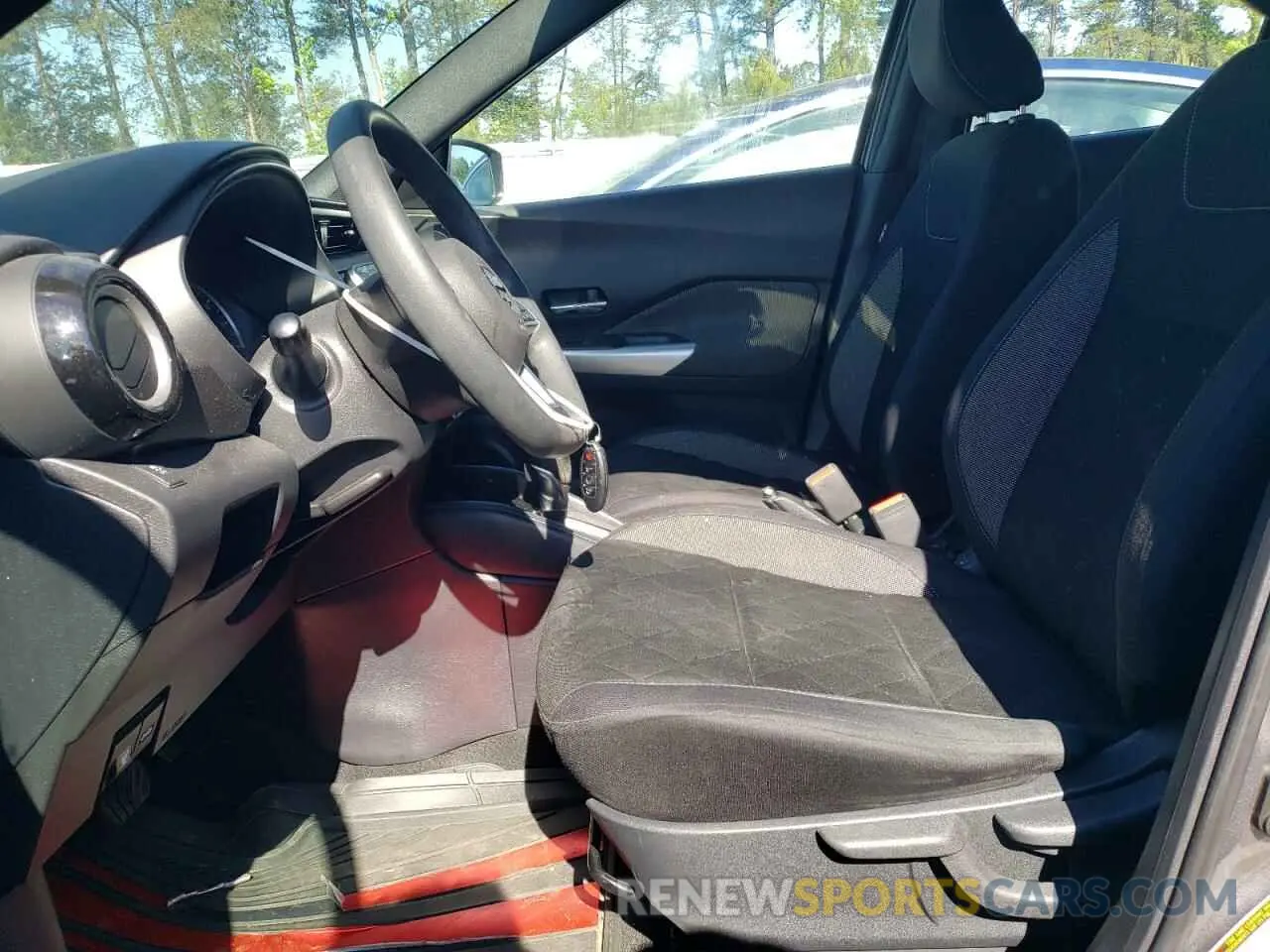 7 Photograph of a damaged car 3N1CP5CU1KL492776 NISSAN KICKS 2019