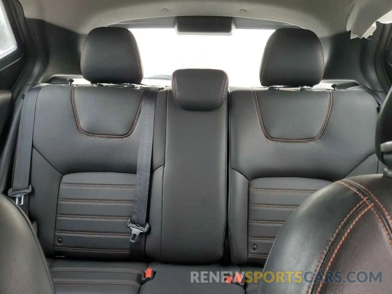 10 Photograph of a damaged car 3N1CP5CU1KL496116 NISSAN KICKS 2019