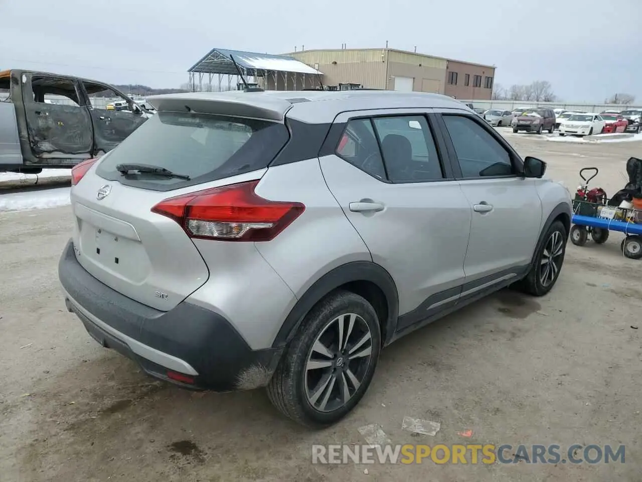 3 Photograph of a damaged car 3N1CP5CU1KL496116 NISSAN KICKS 2019