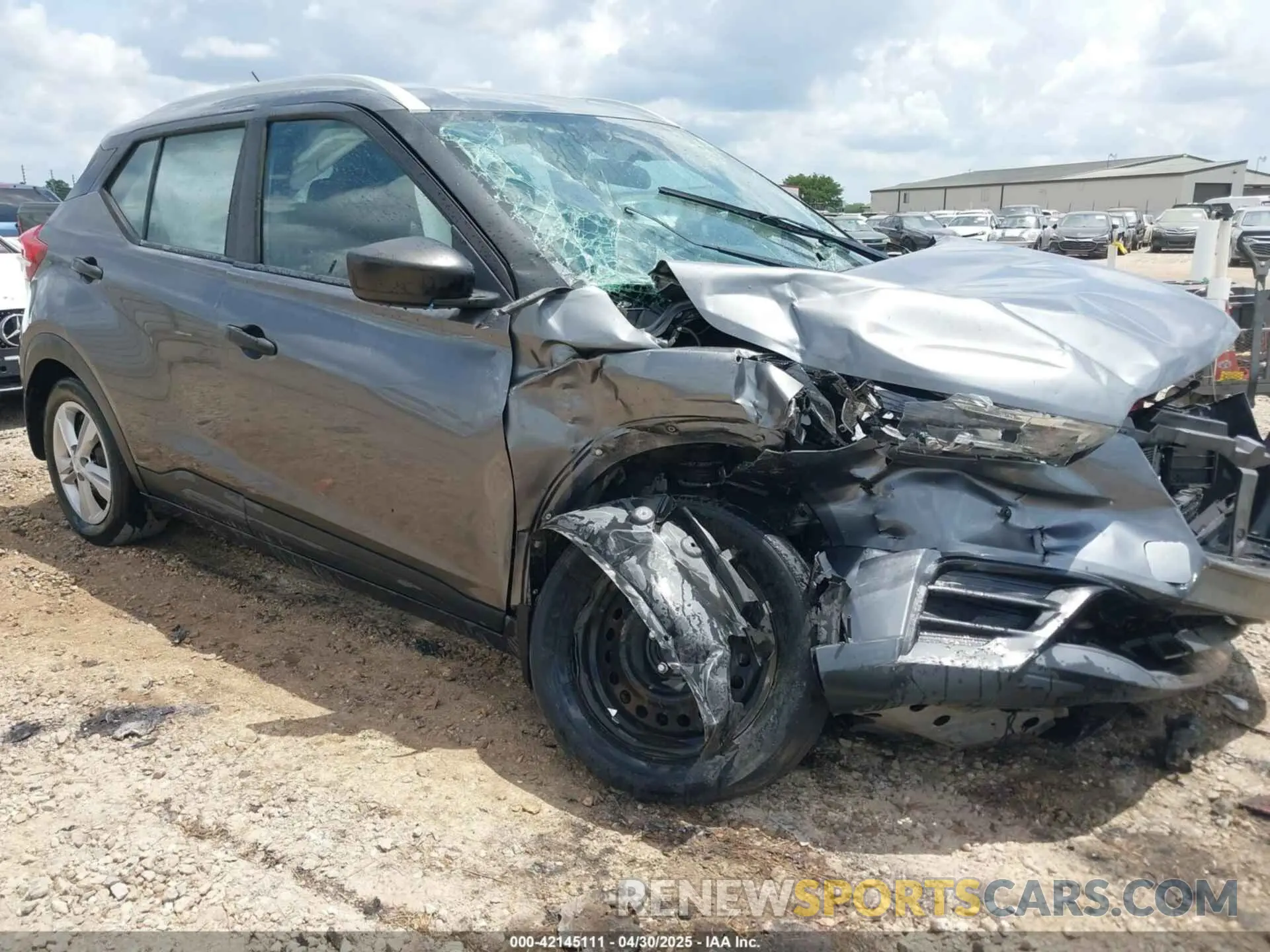 1 Photograph of a damaged car 3N1CP5CU1KL499629 NISSAN KICKS 2019