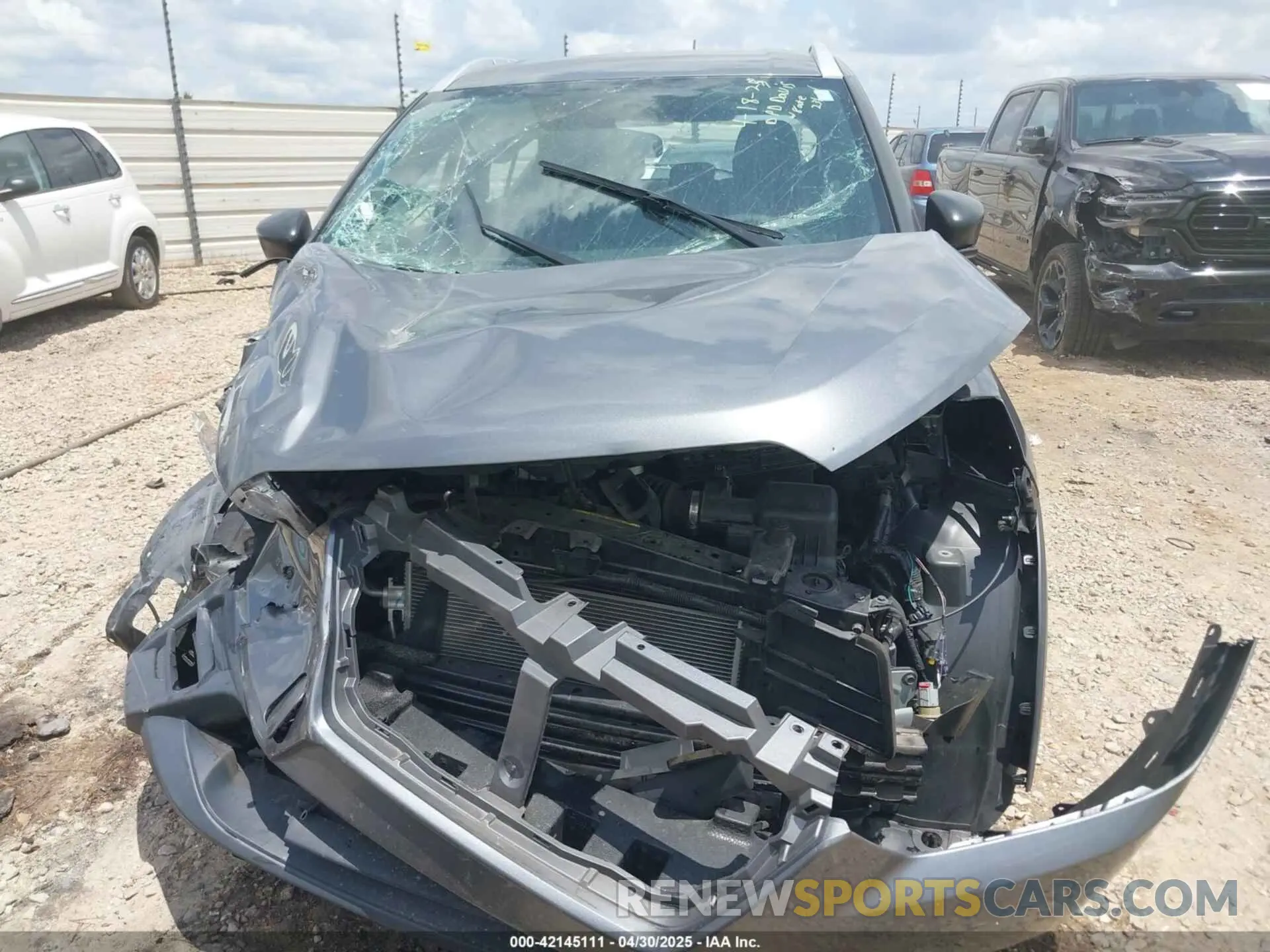 6 Photograph of a damaged car 3N1CP5CU1KL499629 NISSAN KICKS 2019