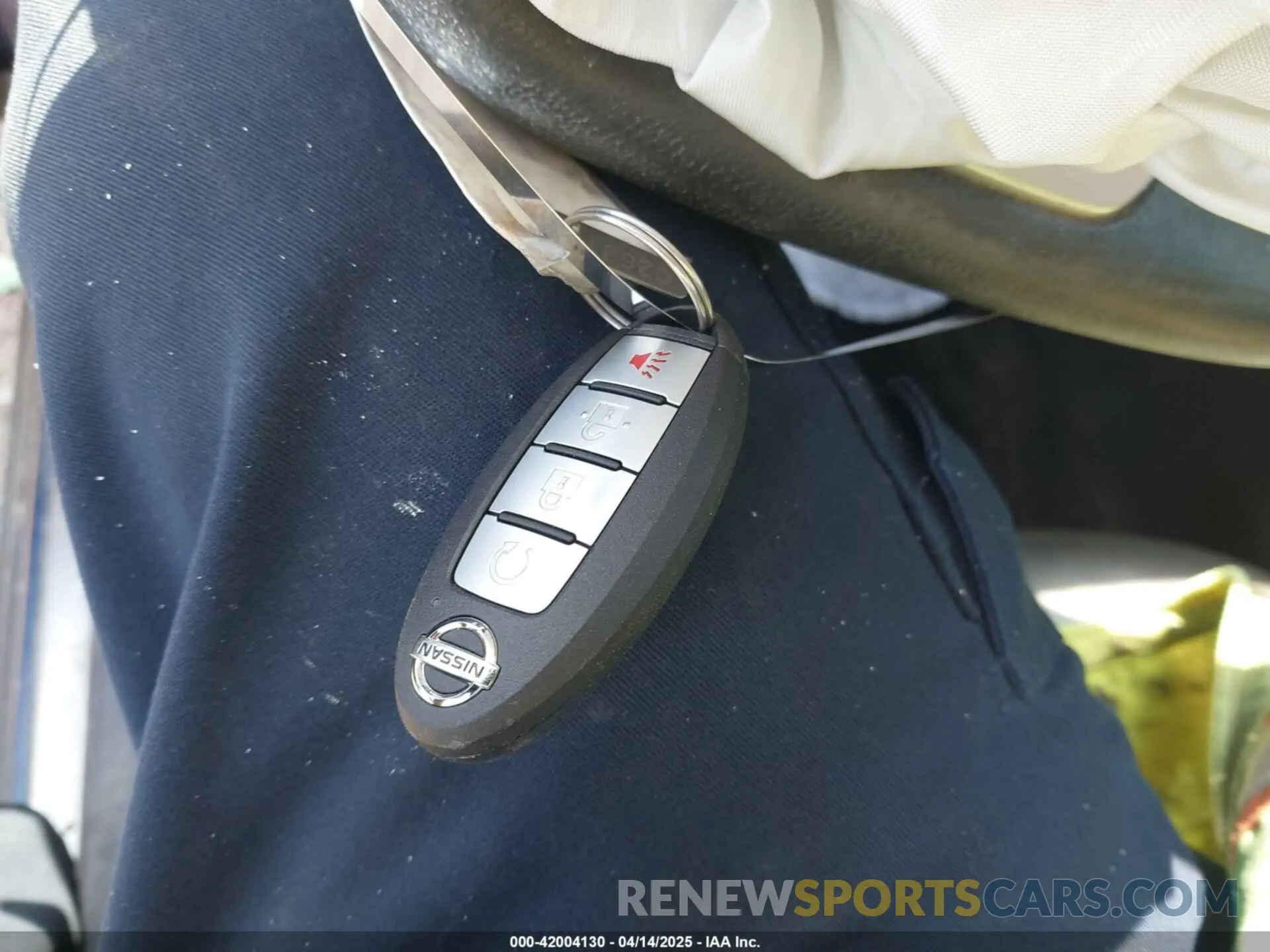 11 Photograph of a damaged car 3N1CP5CU1KL504781 NISSAN KICKS 2019