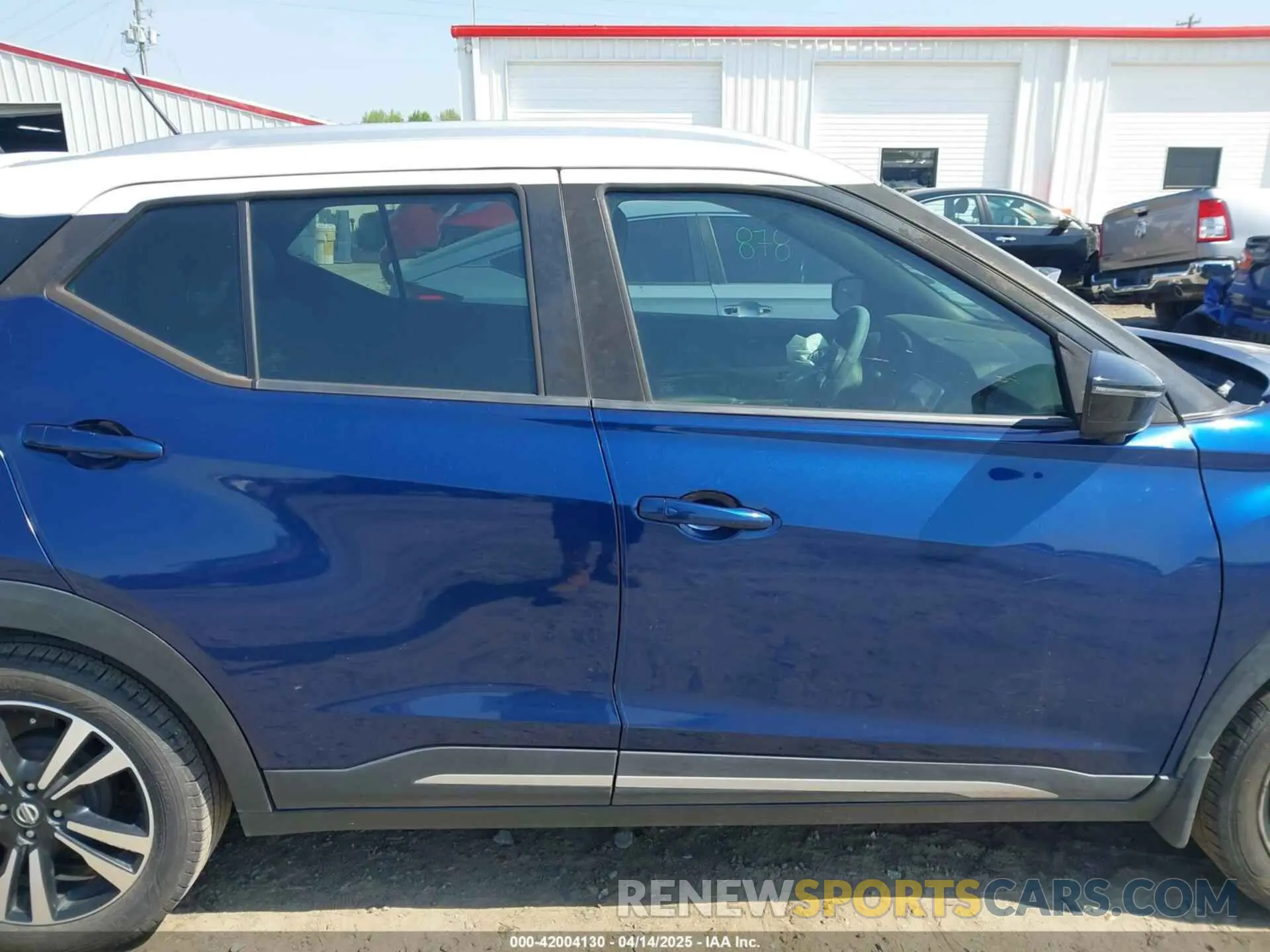 13 Photograph of a damaged car 3N1CP5CU1KL504781 NISSAN KICKS 2019
