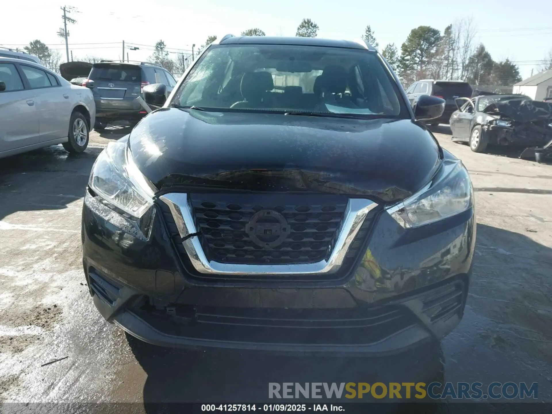 12 Photograph of a damaged car 3N1CP5CU1KL519202 NISSAN KICKS 2019
