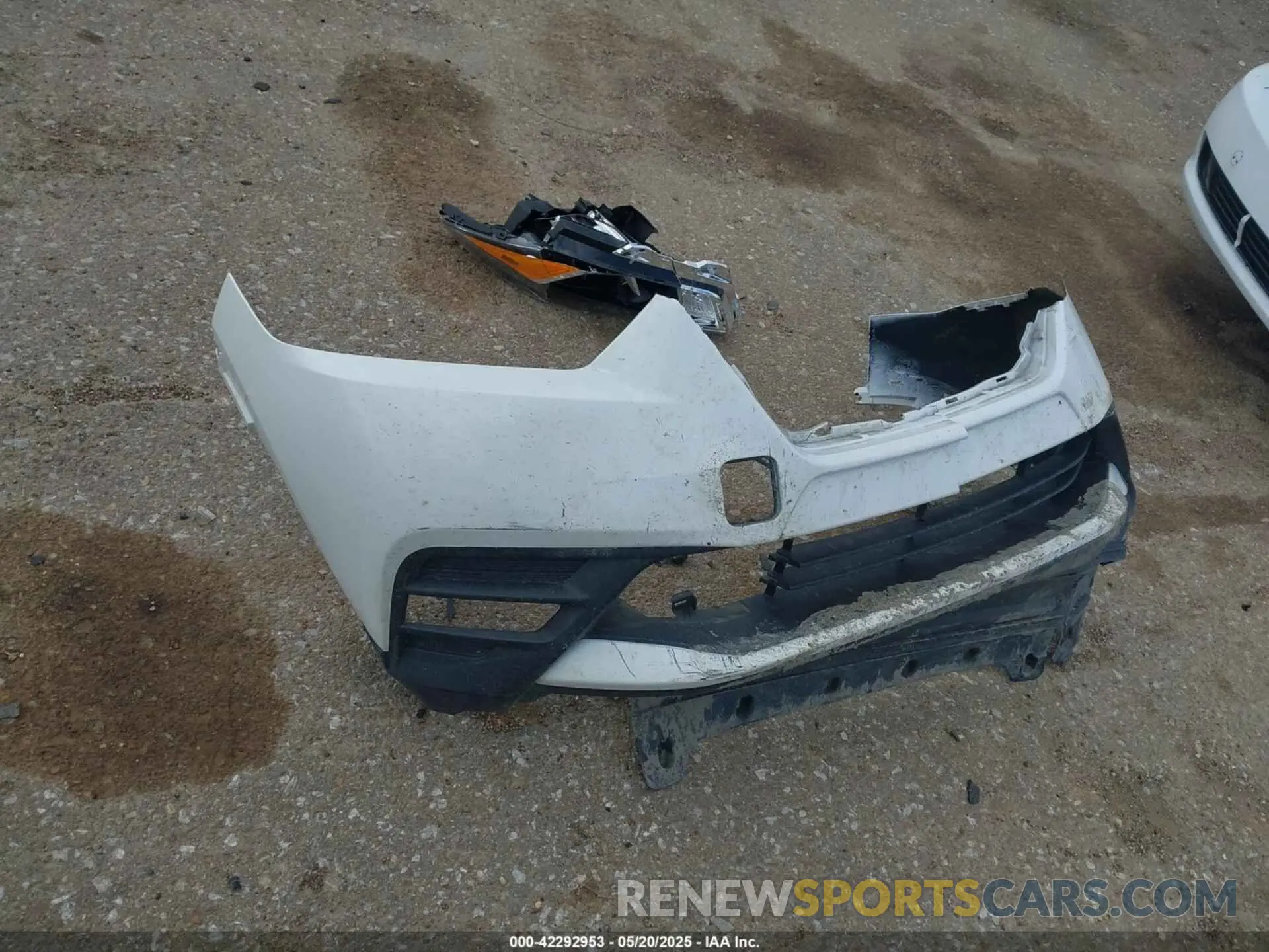 12 Photograph of a damaged car 3N1CP5CU1KL521550 NISSAN KICKS 2019