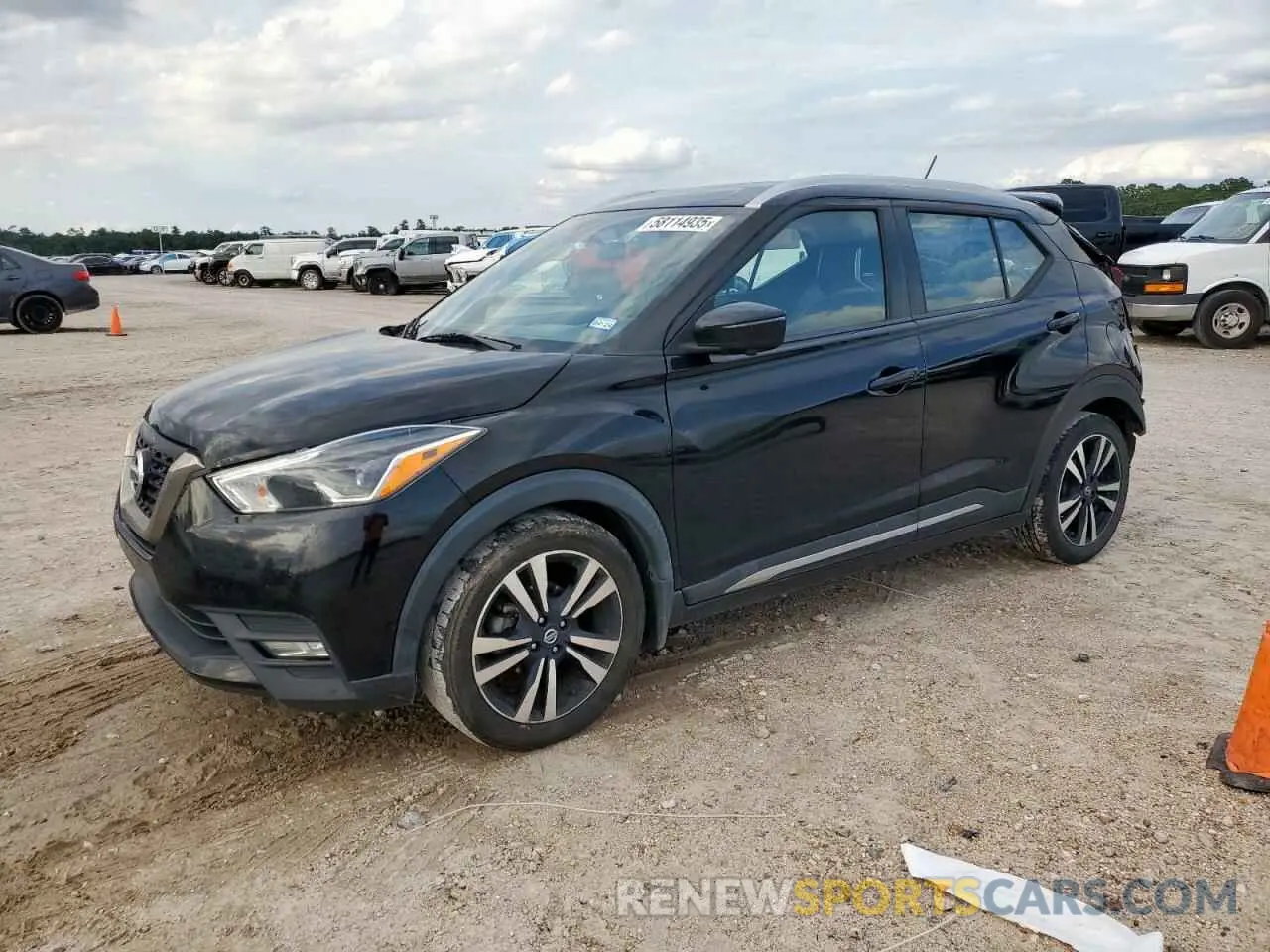 1 Photograph of a damaged car 3N1CP5CU1KL526148 NISSAN KICKS 2019