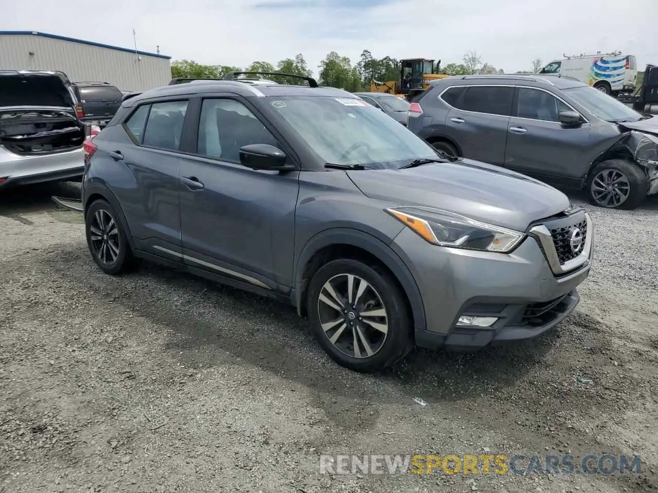4 Photograph of a damaged car 3N1CP5CU1KL526957 NISSAN KICKS 2019