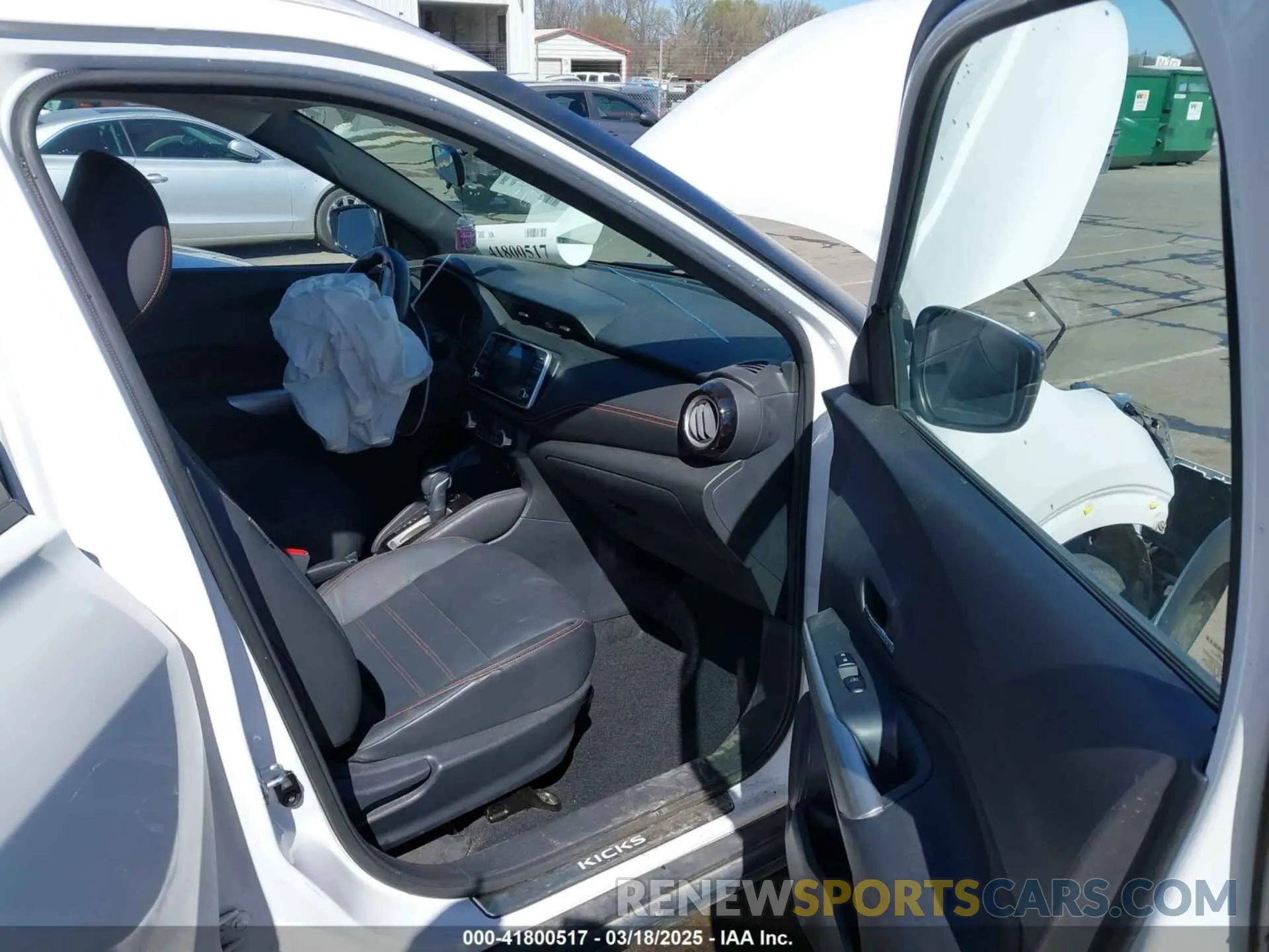 5 Photograph of a damaged car 3N1CP5CU1KL527509 NISSAN KICKS 2019