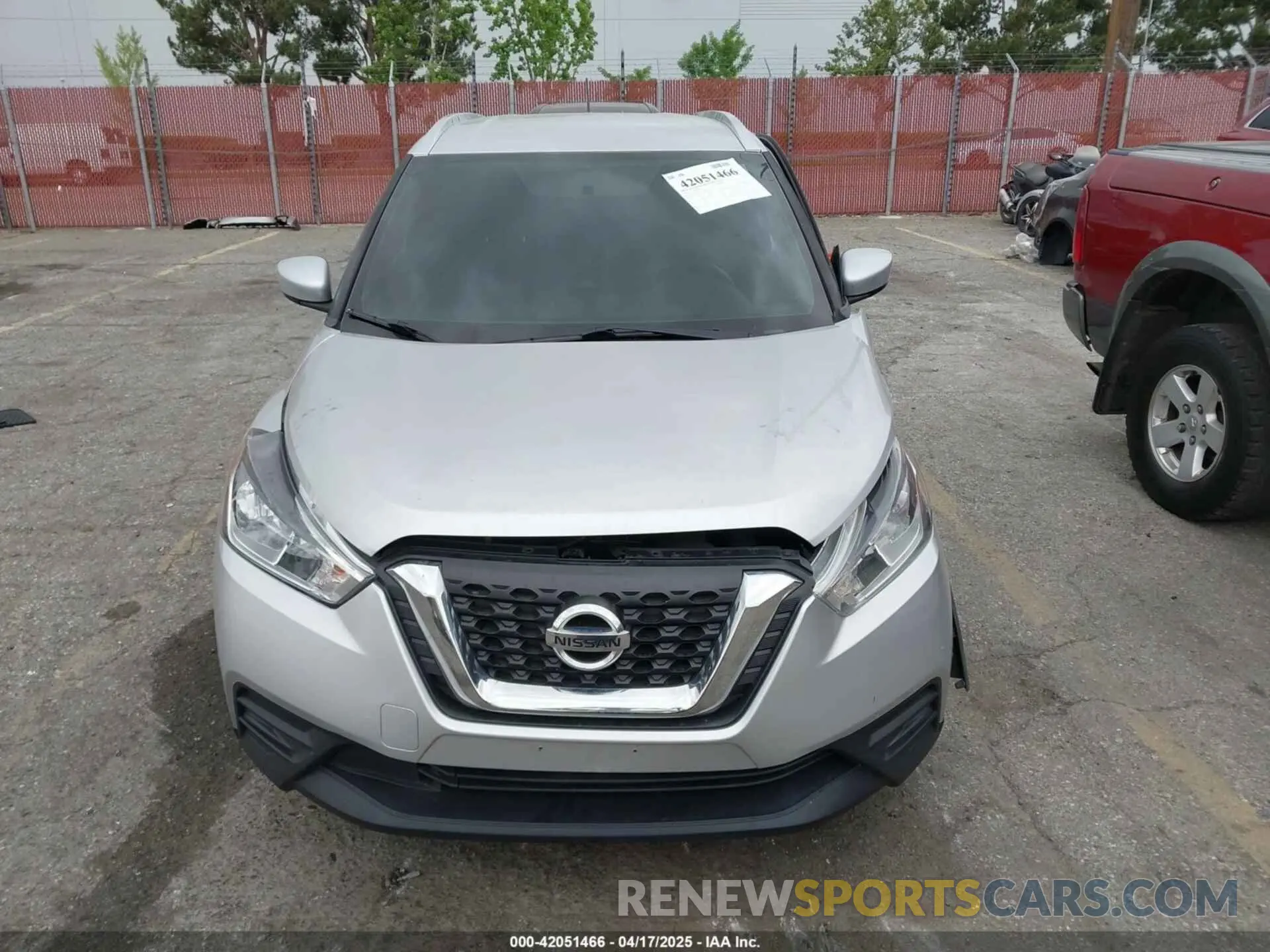 11 Photograph of a damaged car 3N1CP5CU1KL535075 NISSAN KICKS 2019