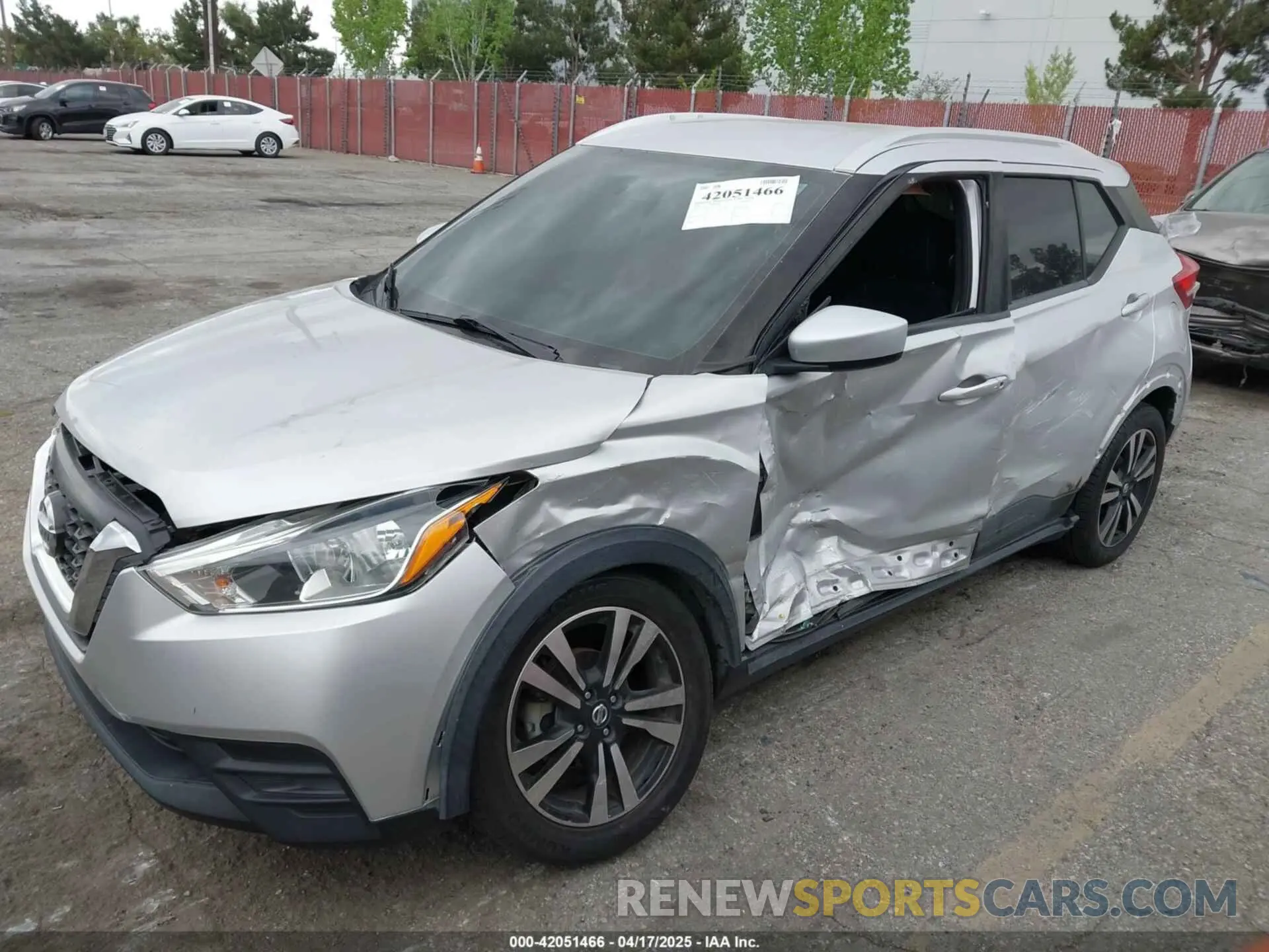2 Photograph of a damaged car 3N1CP5CU1KL535075 NISSAN KICKS 2019