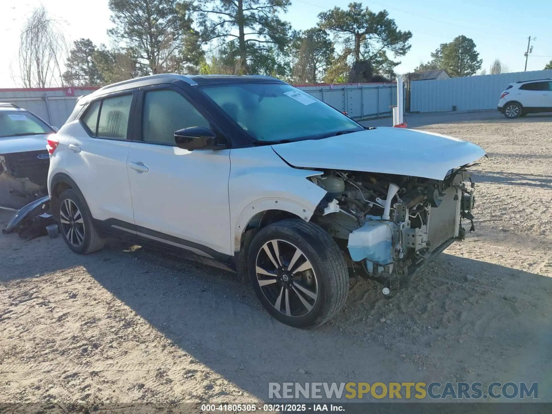 1 Photograph of a damaged car 3N1CP5CU1KL538381 NISSAN KICKS 2019