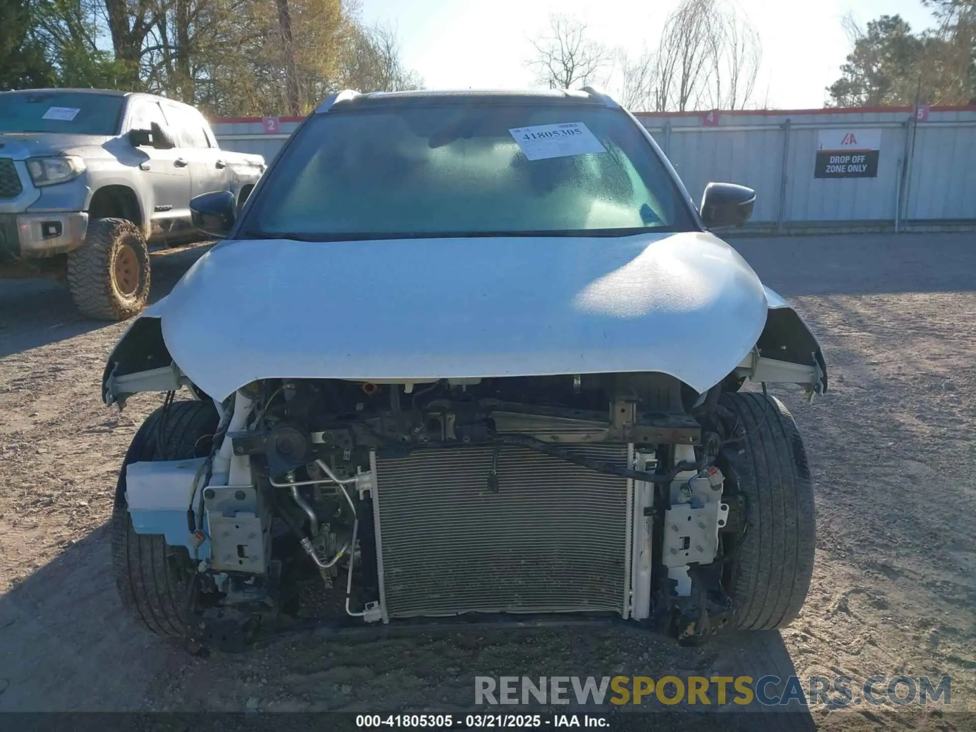13 Photograph of a damaged car 3N1CP5CU1KL538381 NISSAN KICKS 2019