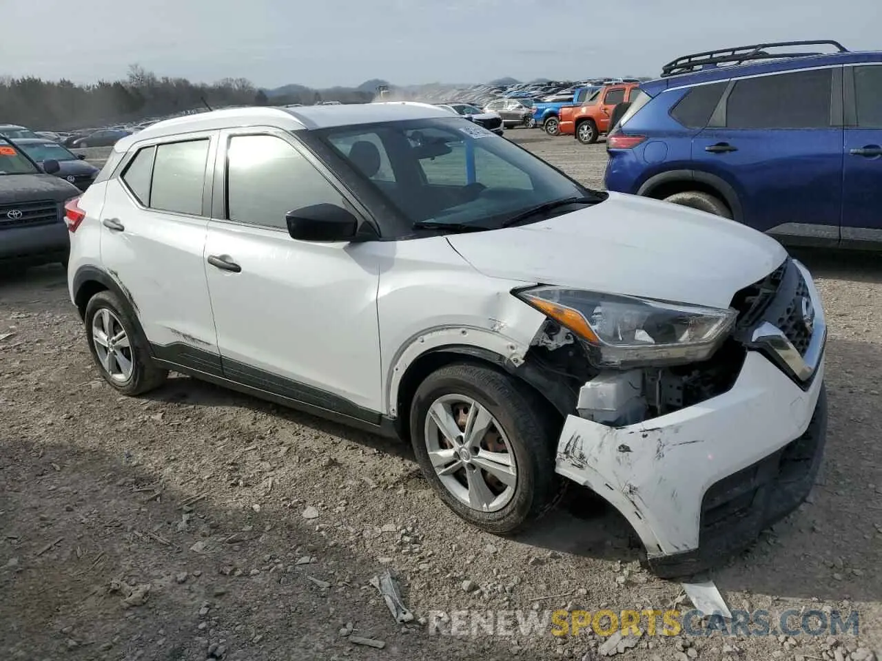 4 Photograph of a damaged car 3N1CP5CU1KL554919 NISSAN KICKS 2019
