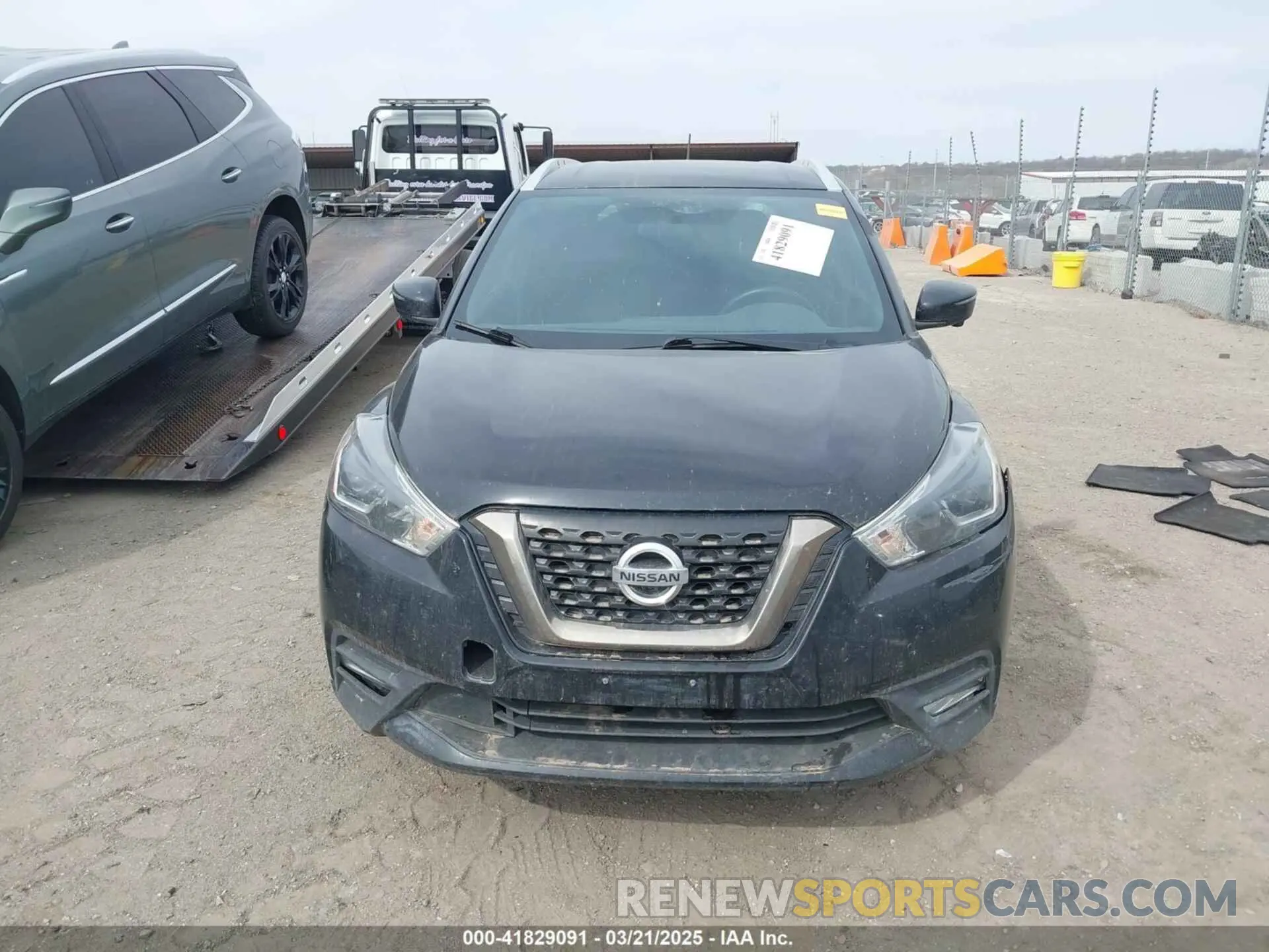 13 Photograph of a damaged car 3N1CP5CU1KL556105 NISSAN KICKS 2019