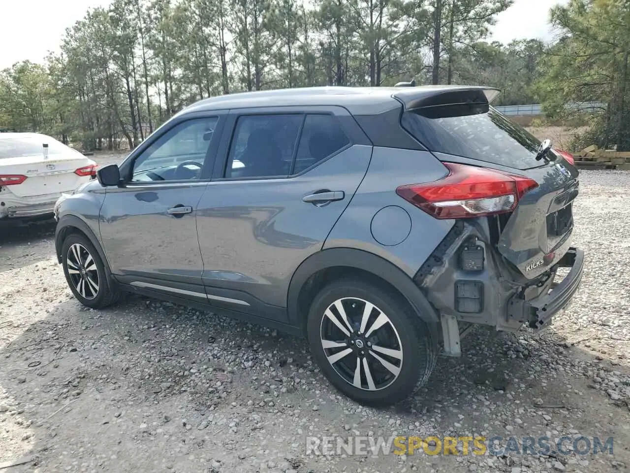2 Photograph of a damaged car 3N1CP5CU1KL558405 NISSAN KICKS 2019
