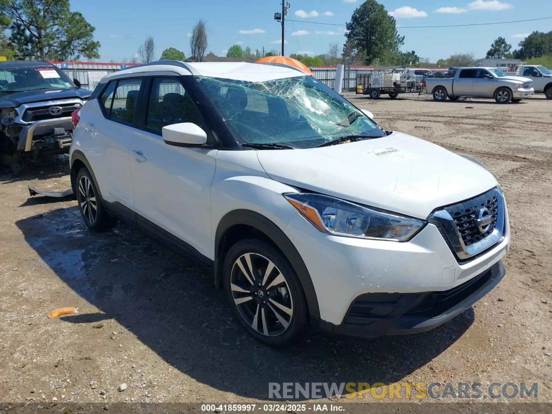 1 Photograph of a damaged car 3N1CP5CU2KL497873 NISSAN KICKS 2019