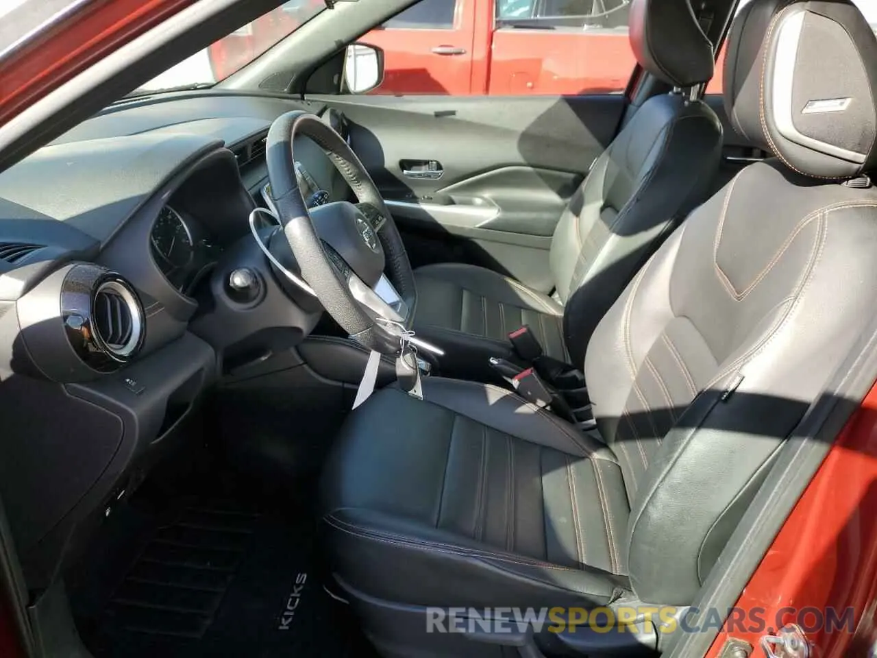 7 Photograph of a damaged car 3N1CP5CU2KL502036 NISSAN KICKS 2019
