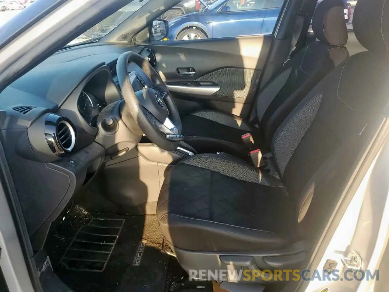 7 Photograph of a damaged car 3N1CP5CU2KL509925 NISSAN KICKS 2019