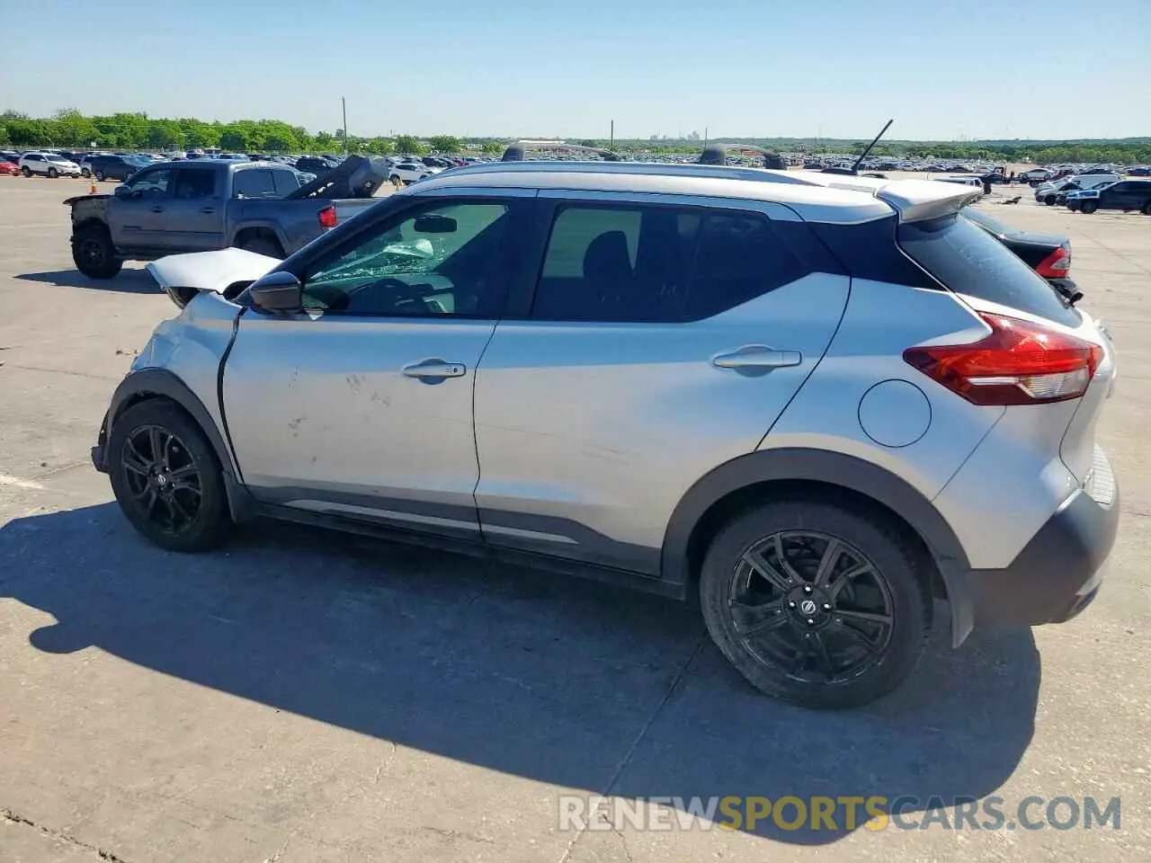 2 Photograph of a damaged car 3N1CP5CU2KL514008 NISSAN KICKS 2019