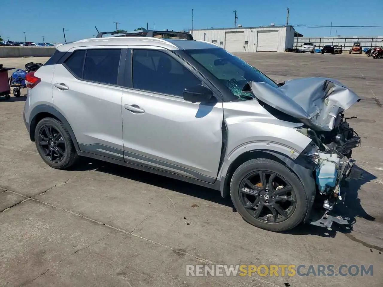 4 Photograph of a damaged car 3N1CP5CU2KL514008 NISSAN KICKS 2019