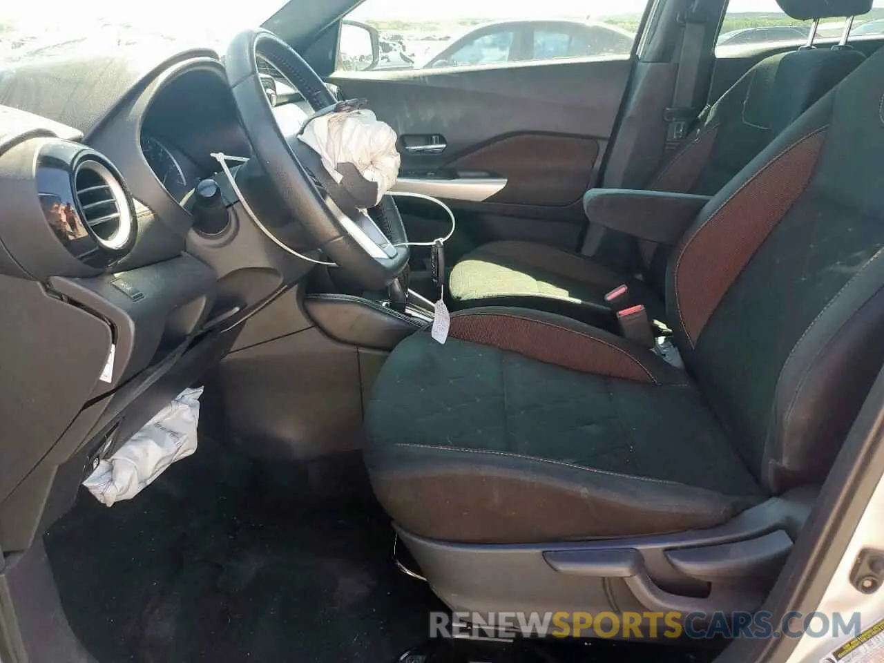 7 Photograph of a damaged car 3N1CP5CU2KL514008 NISSAN KICKS 2019