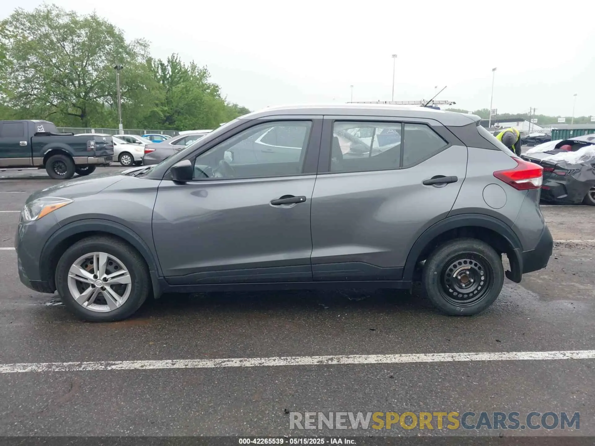 6 Photograph of a damaged car 3N1CP5CU2KL524859 NISSAN KICKS 2019