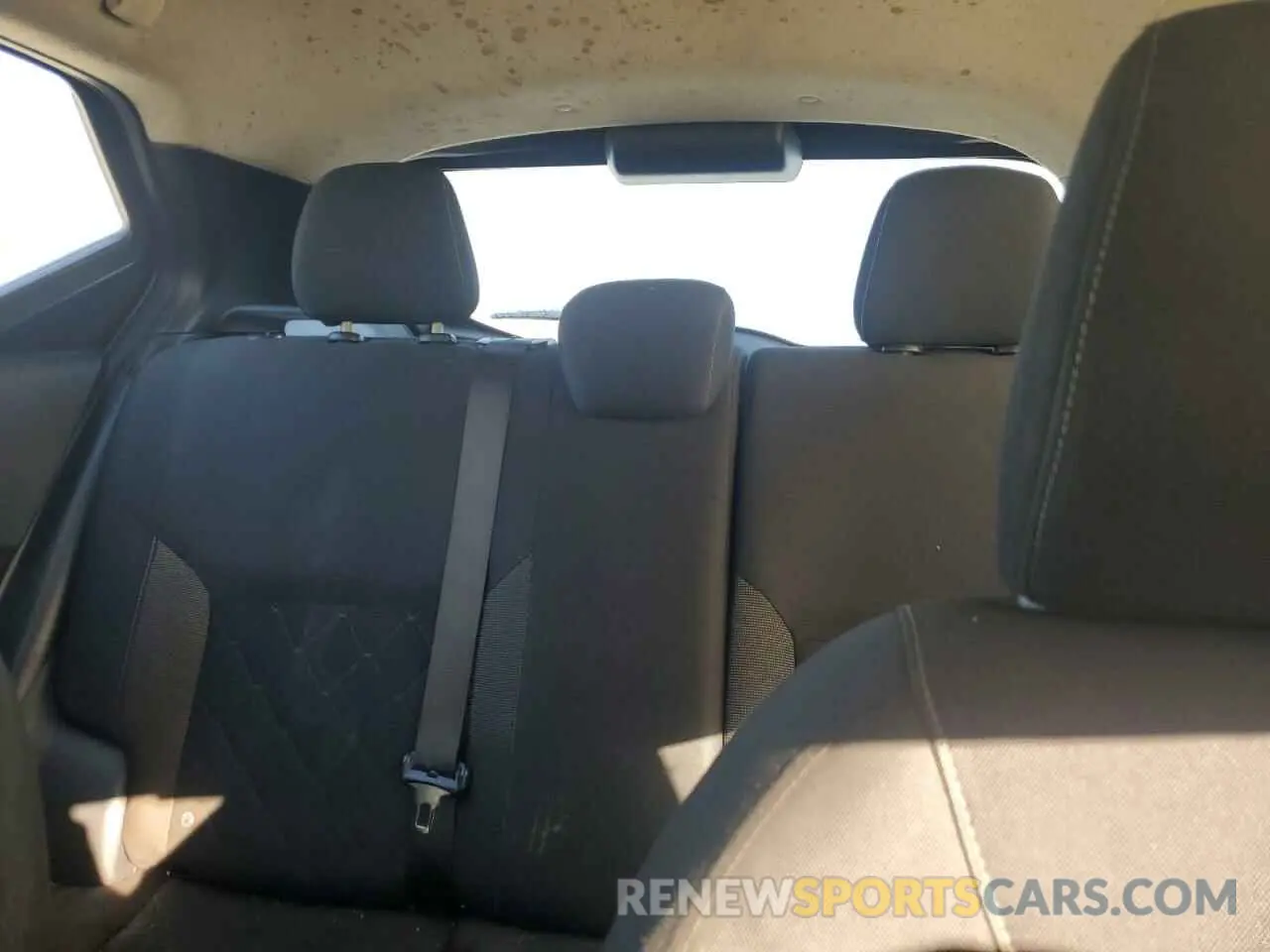 10 Photograph of a damaged car 3N1CP5CU2KL530564 NISSAN KICKS 2019
