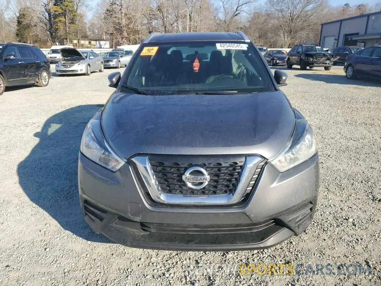 5 Photograph of a damaged car 3N1CP5CU2KL530564 NISSAN KICKS 2019
