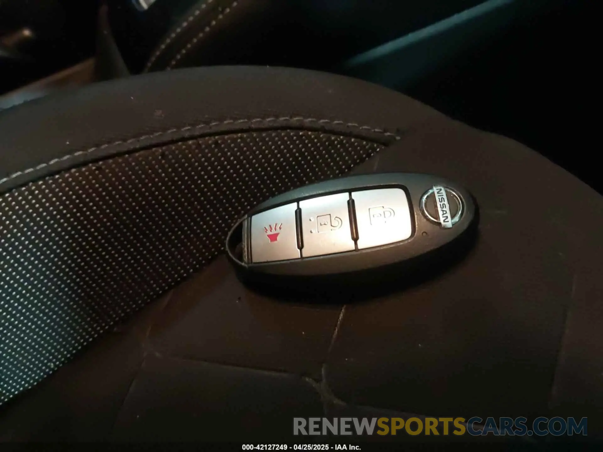 11 Photograph of a damaged car 3N1CP5CU2KL548837 NISSAN KICKS 2019