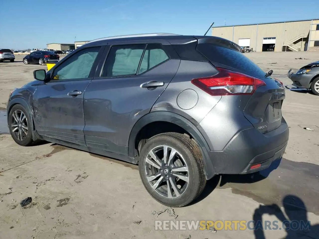 2 Photograph of a damaged car 3N1CP5CU2KL563984 NISSAN KICKS 2019