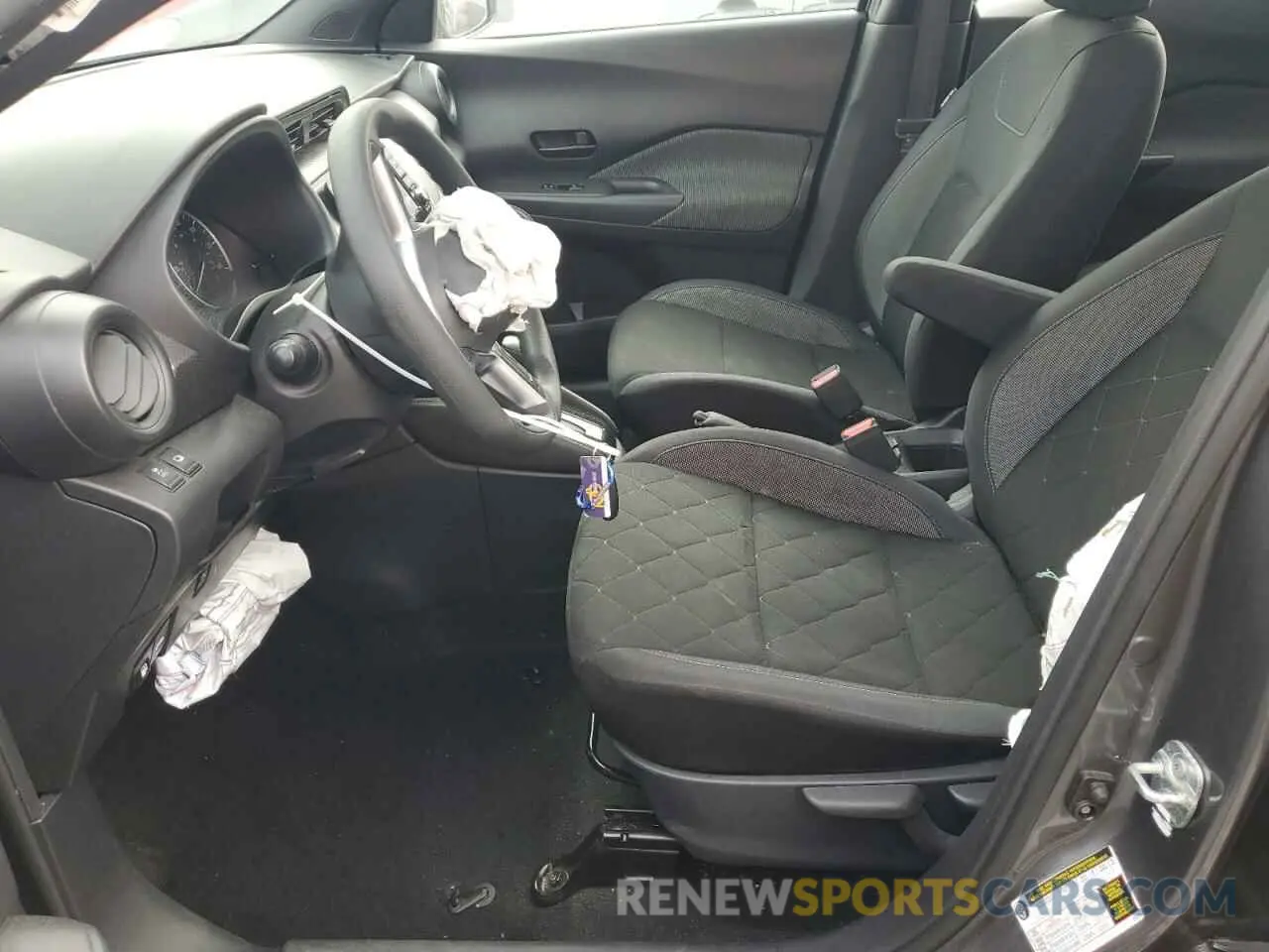 7 Photograph of a damaged car 3N1CP5CU2KL566013 NISSAN KICKS 2019