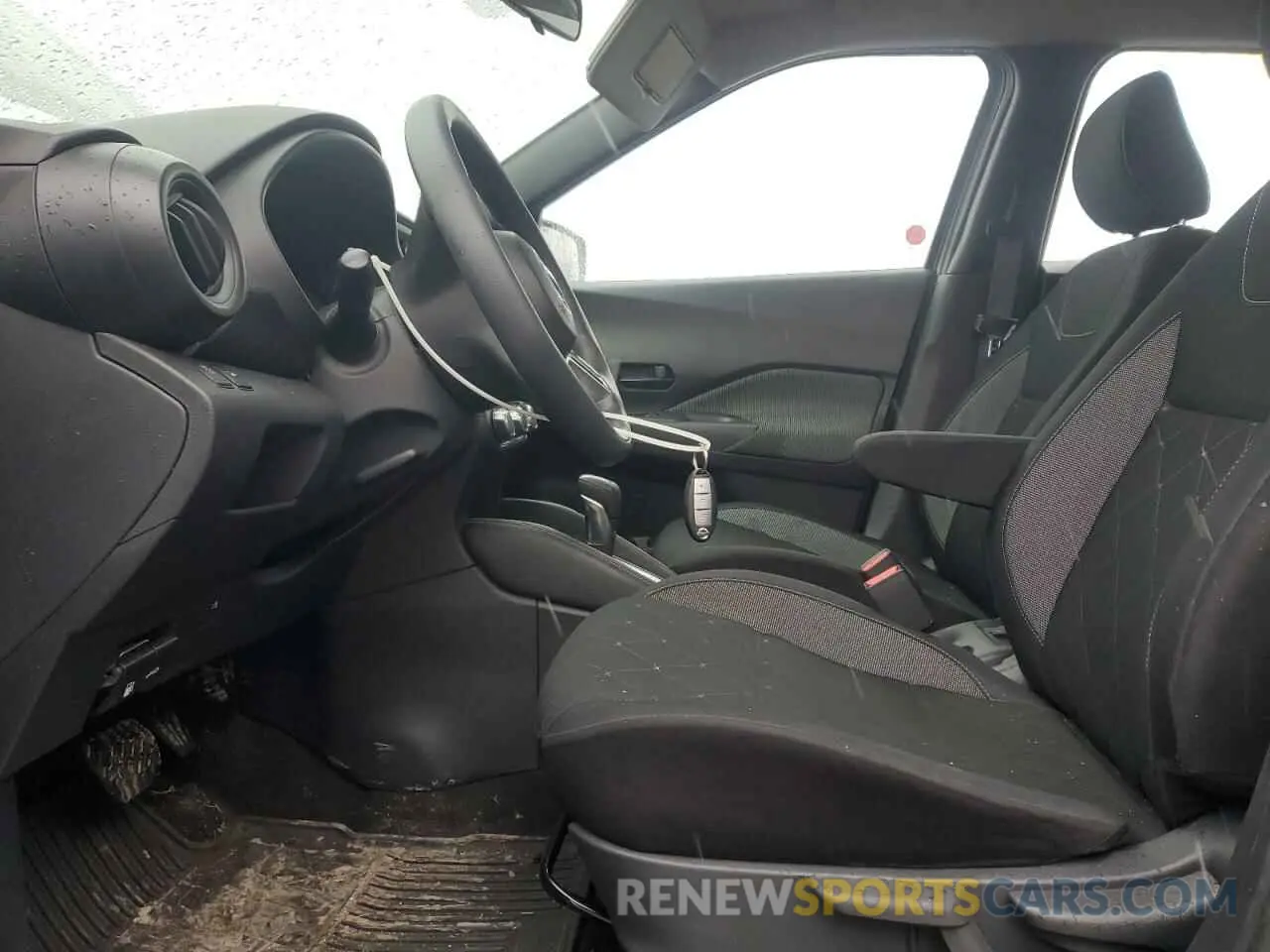 7 Photograph of a damaged car 3N1CP5CU3KL483237 NISSAN KICKS 2019