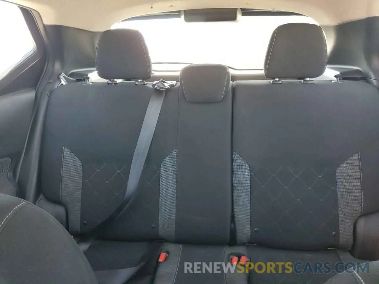 10 Photograph of a damaged car 3N1CP5CU3KL496201 NISSAN KICKS 2019