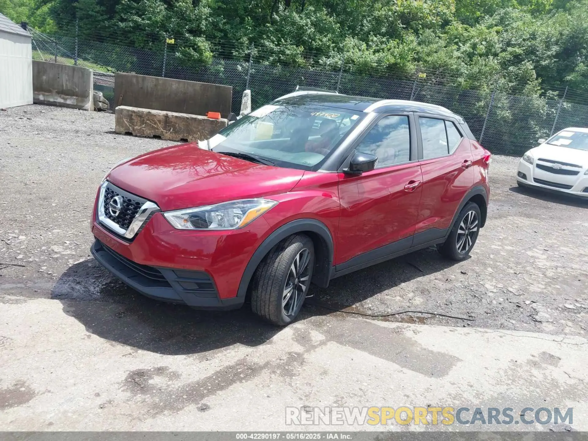 2 Photograph of a damaged car 3N1CP5CU3KL497400 NISSAN KICKS 2019