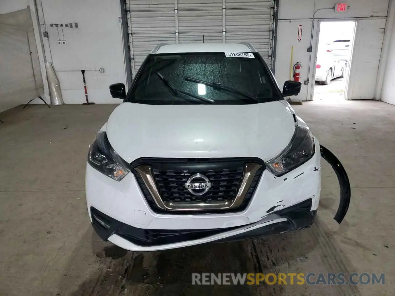 5 Photograph of a damaged car 3N1CP5CU3KL499809 NISSAN KICKS 2019