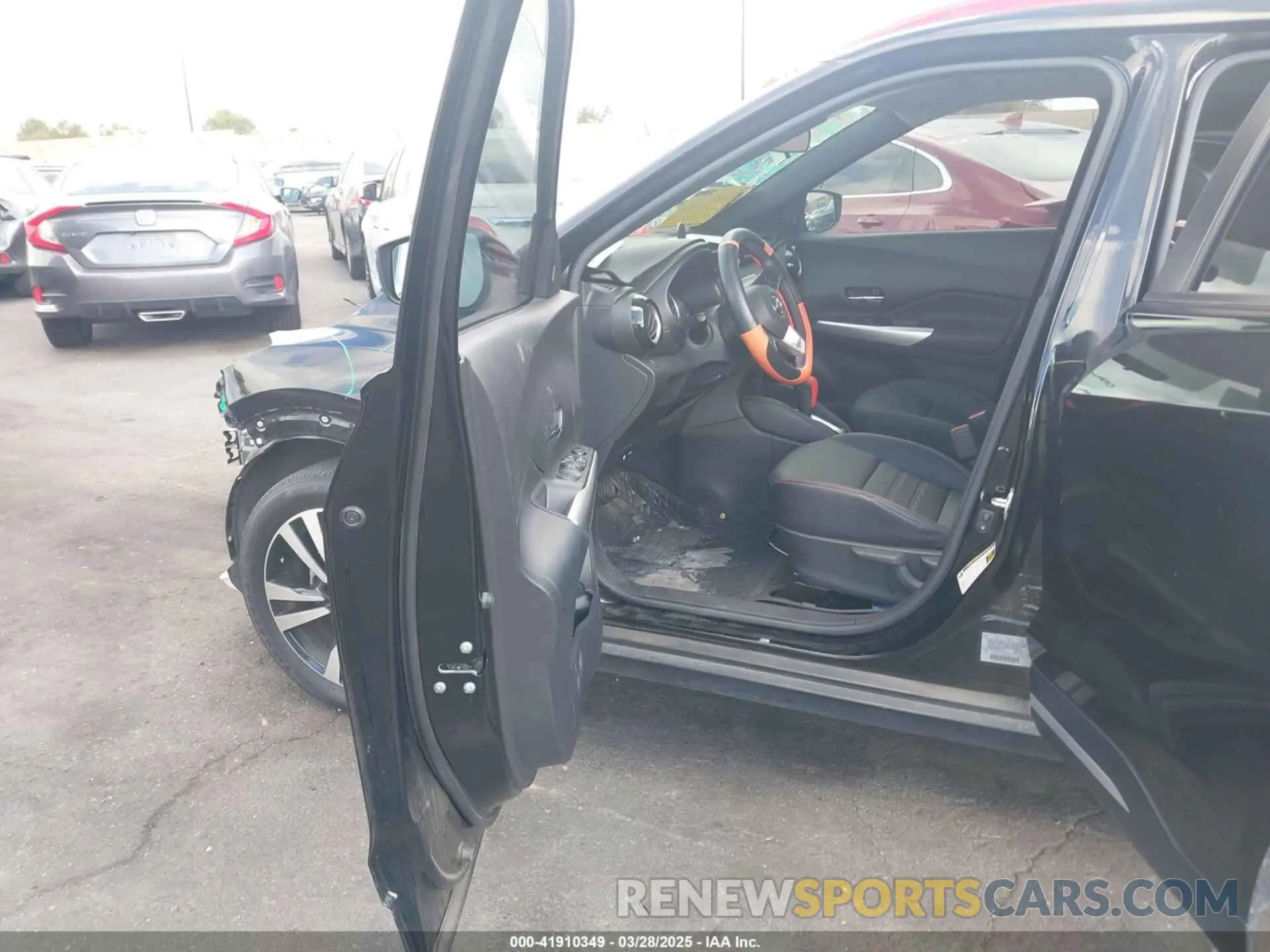 5 Photograph of a damaged car 3N1CP5CU3KL511537 NISSAN KICKS 2019