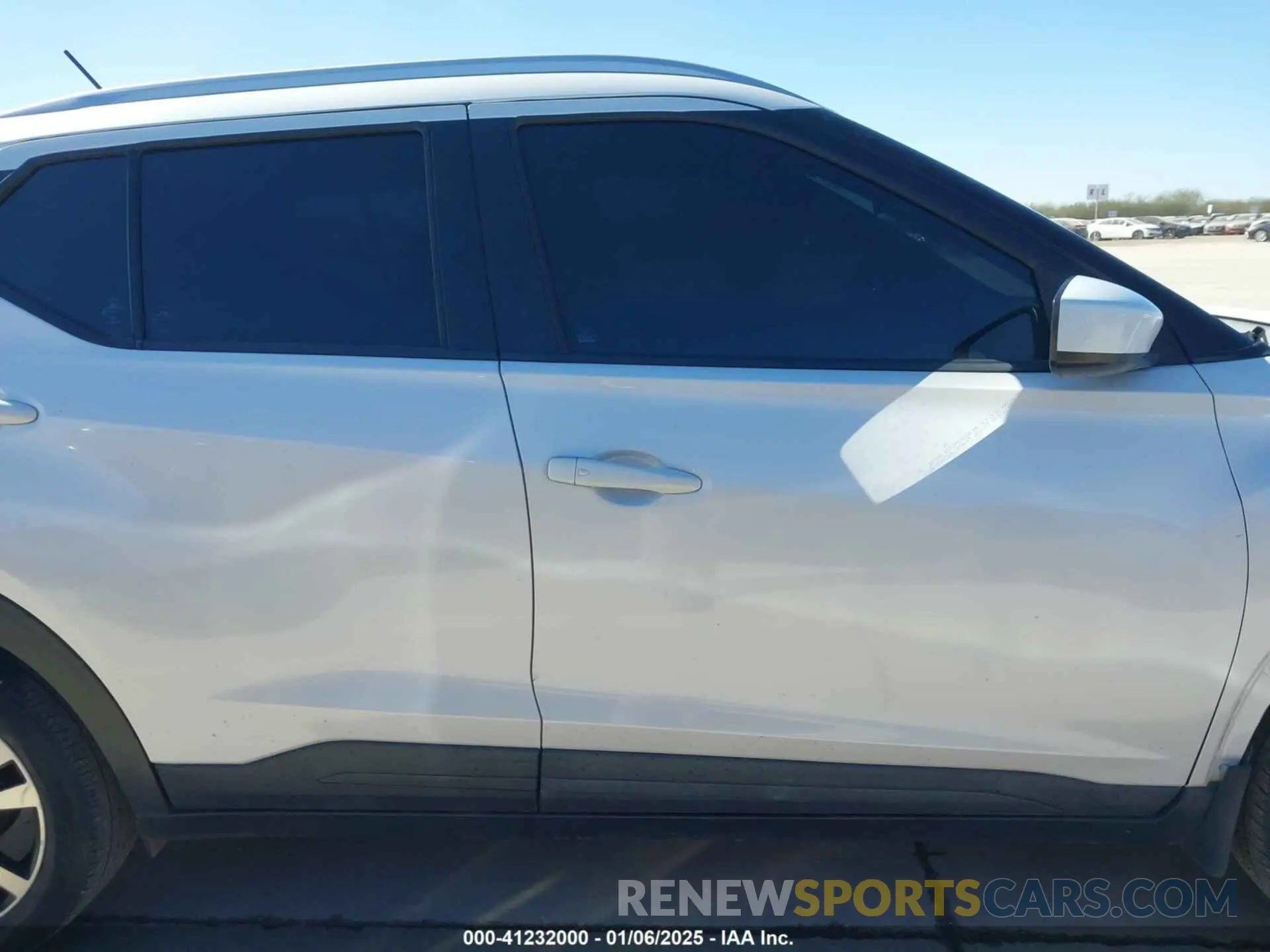 14 Photograph of a damaged car 3N1CP5CU3KL525065 NISSAN KICKS 2019