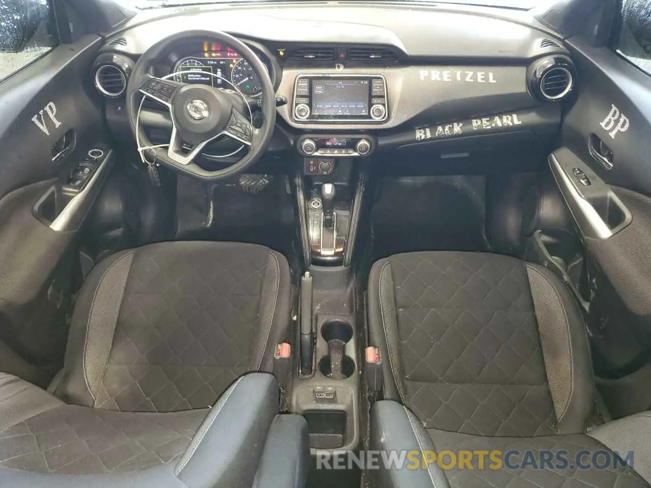 8 Photograph of a damaged car 3N1CP5CU3KL534123 NISSAN KICKS 2019
