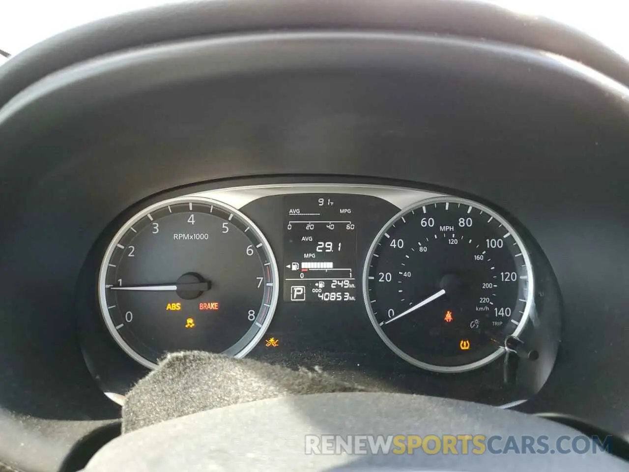 9 Photograph of a damaged car 3N1CP5CU3KL539449 NISSAN KICKS 2019