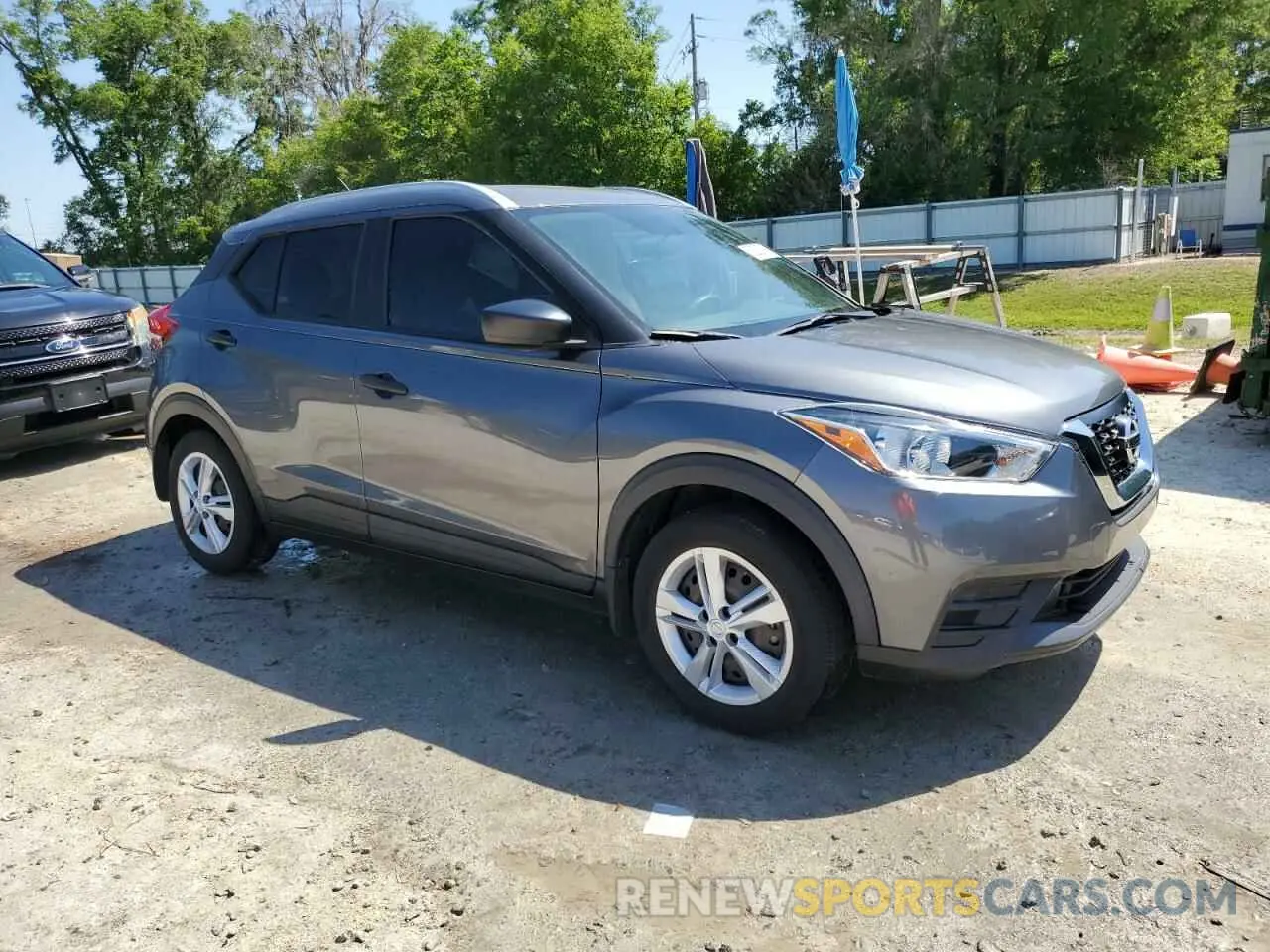 4 Photograph of a damaged car 3N1CP5CU3KL560060 NISSAN KICKS 2019