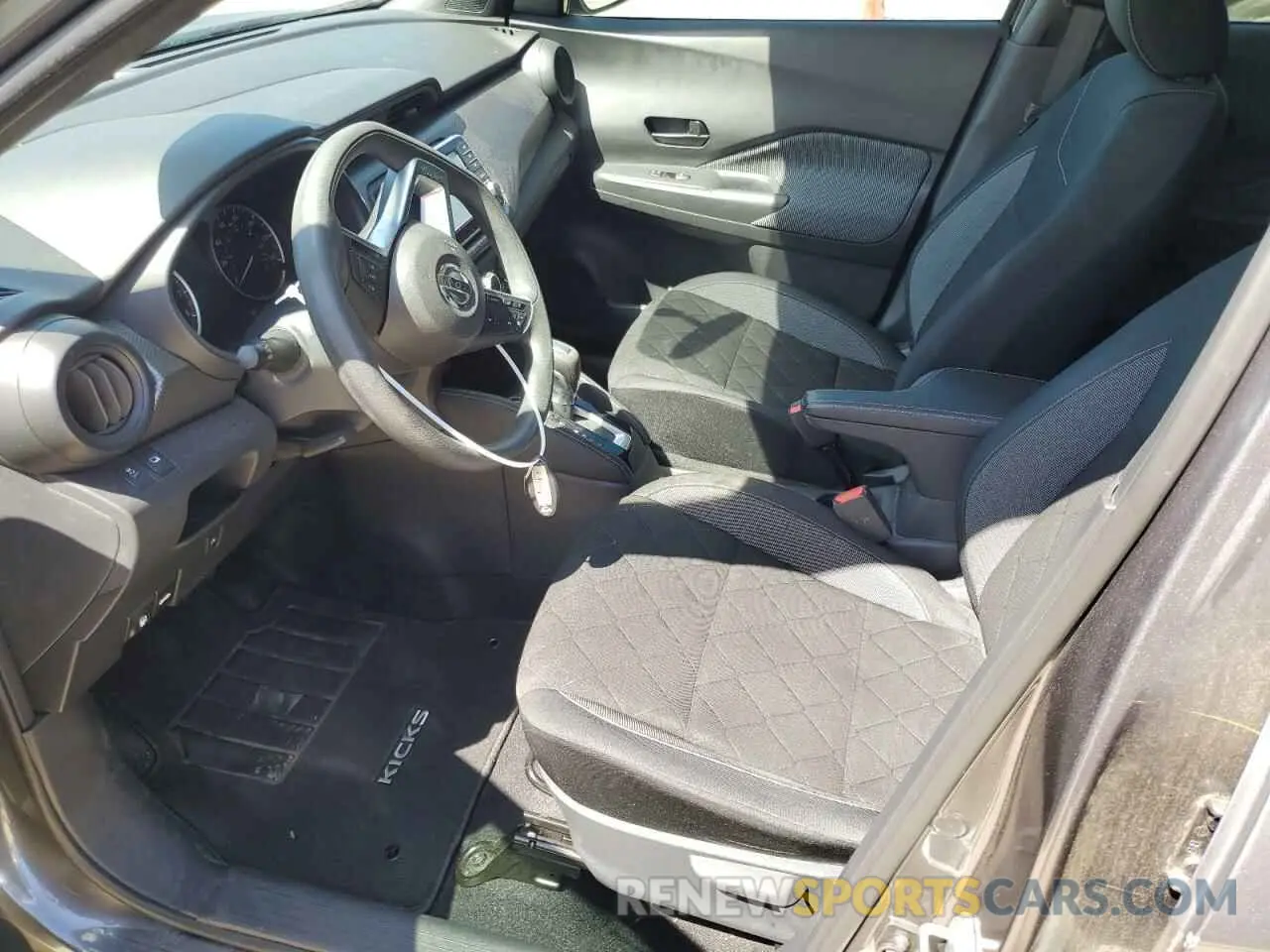 7 Photograph of a damaged car 3N1CP5CU3KL560060 NISSAN KICKS 2019