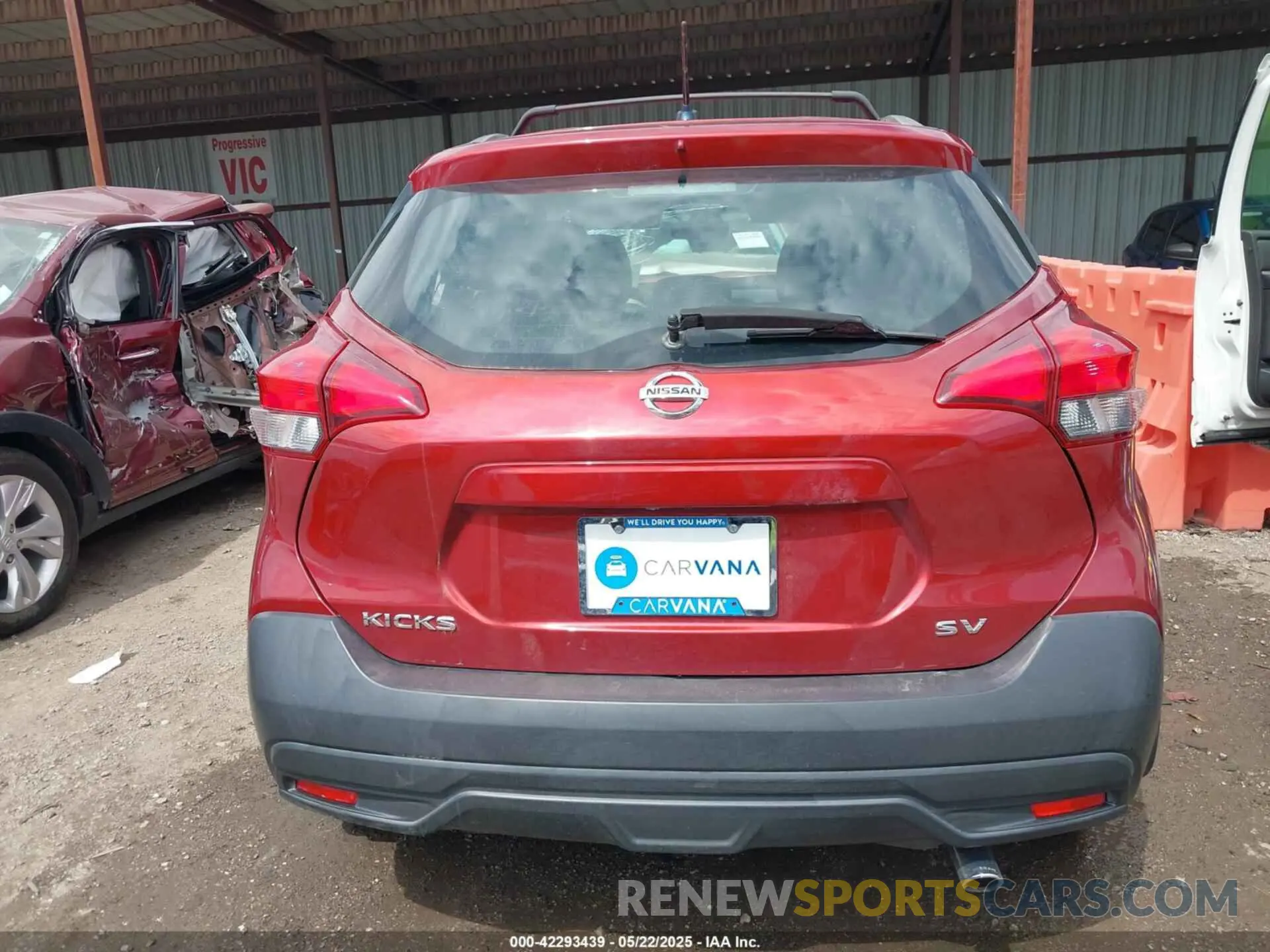 17 Photograph of a damaged car 3N1CP5CU3KL564447 NISSAN KICKS 2019