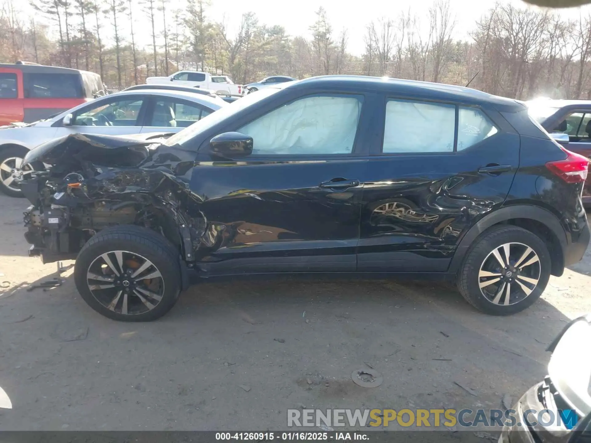 15 Photograph of a damaged car 3N1CP5CU4KL491184 NISSAN KICKS 2019