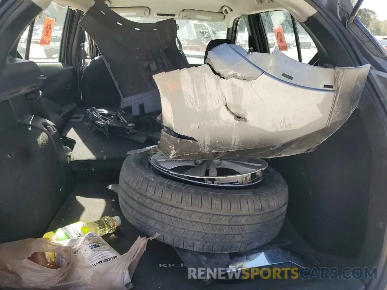 13 Photograph of a damaged car 3N1CP5CU4KL492996 NISSAN KICKS 2019