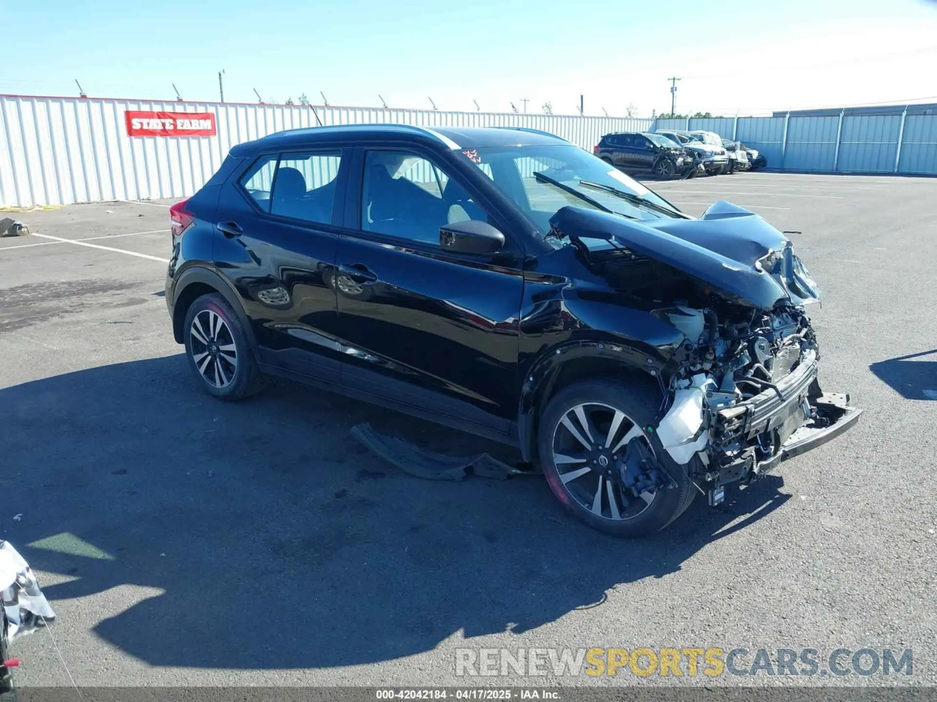 1 Photograph of a damaged car 3N1CP5CU4KL494389 NISSAN KICKS 2019