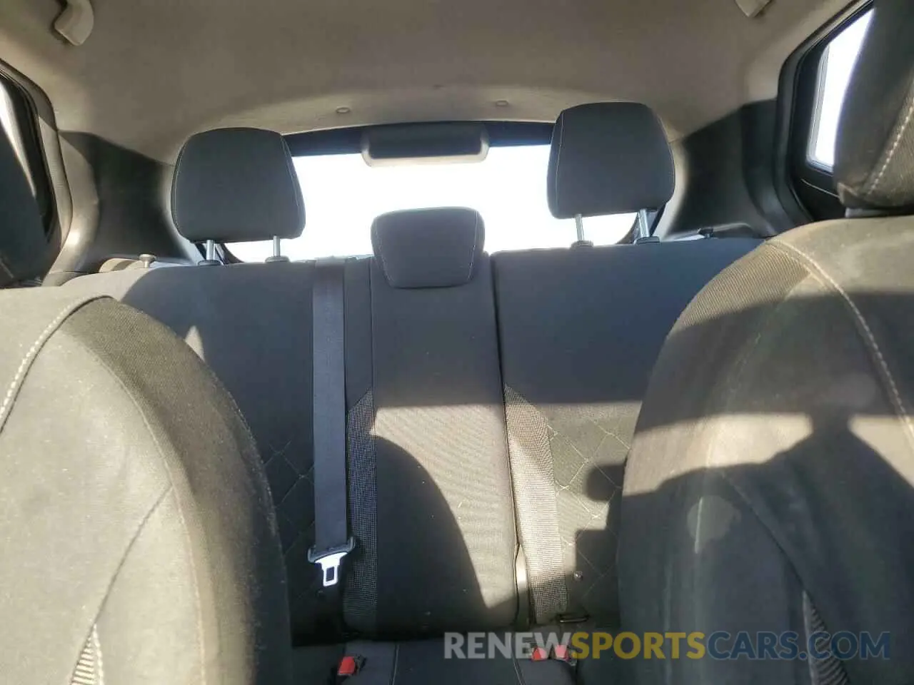 10 Photograph of a damaged car 3N1CP5CU4KL497020 NISSAN KICKS 2019